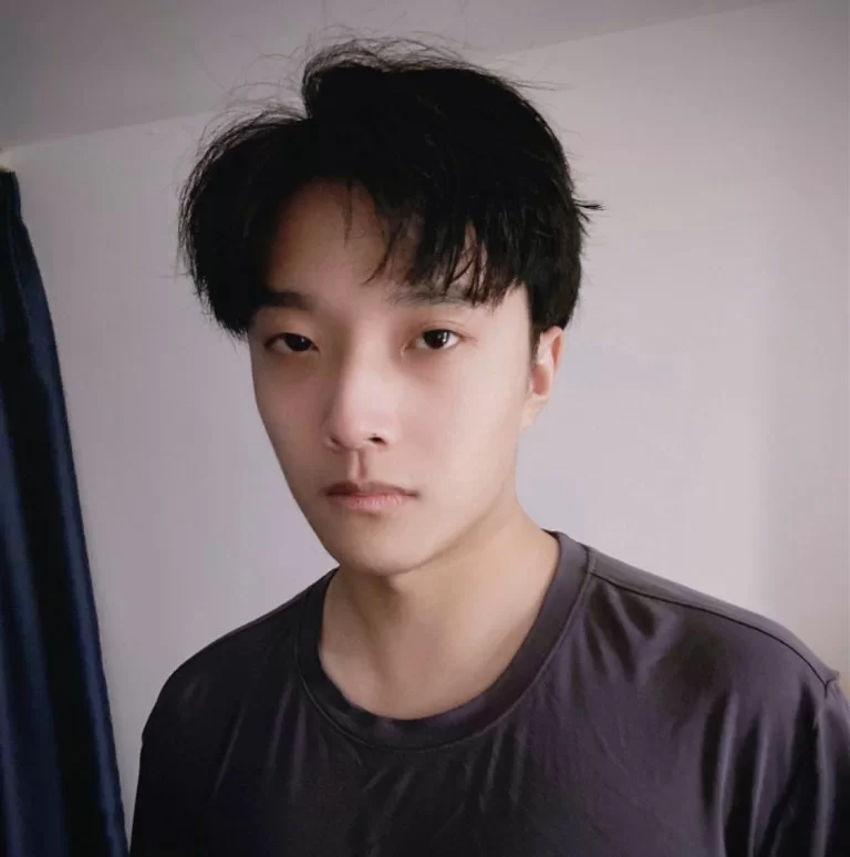 00年的小弟弟 听话服务好_广州男模鸭子