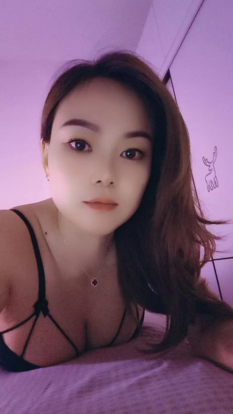 武昌性感蜜桃臀_武汉外围小姐