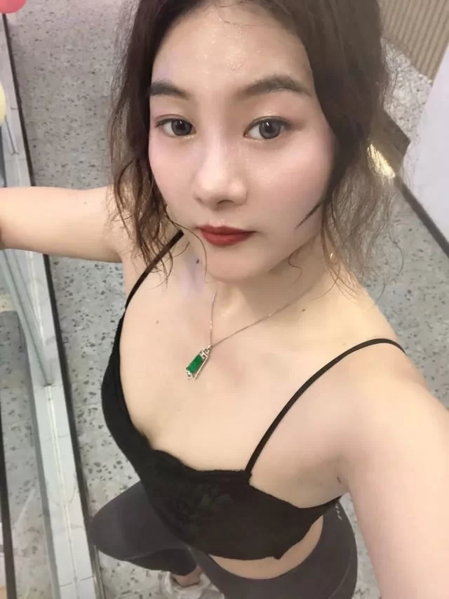 哈尔滨骚少妇_哈尔滨外围小姐