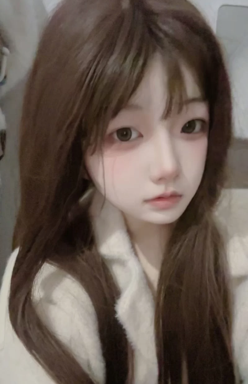 甜美可爱的兼职女大学生_太原外围小姐