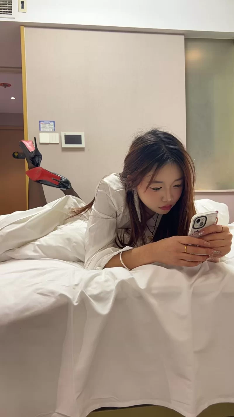 南京亲自验证过的刚下海的小太妹_南京外围小姐