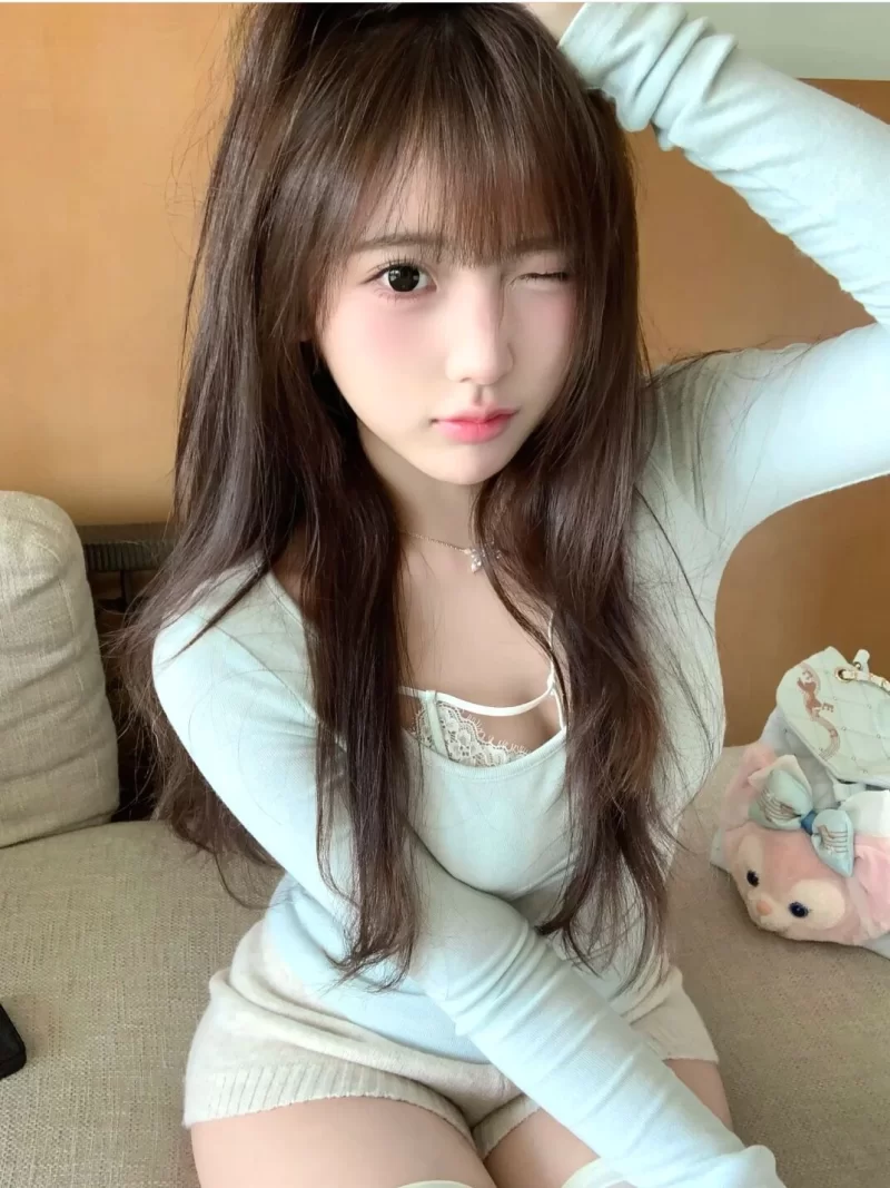 苏州大奶小姐姐，初次下海_苏州外围小姐