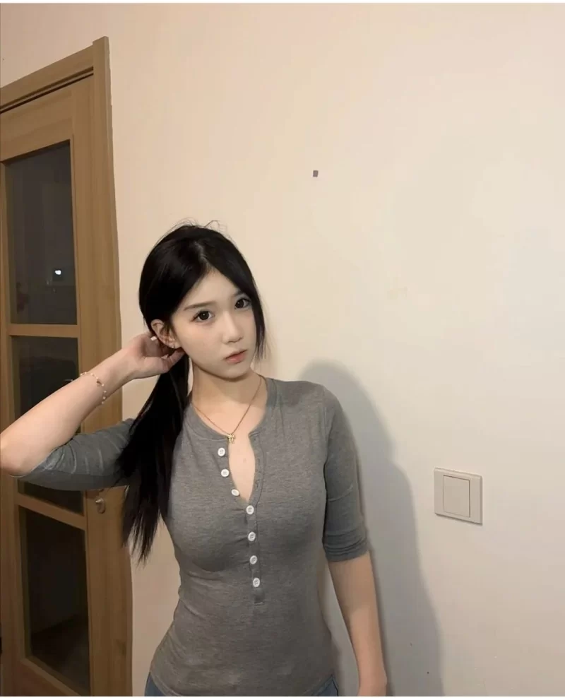 甜美妹妹个人接_南京外围小姐