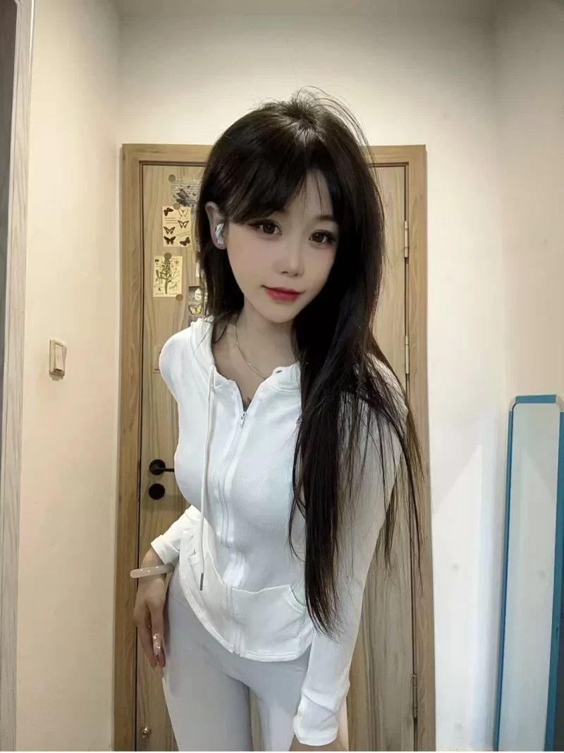 颜值很可爱的兼职小妹_南宁外围小姐