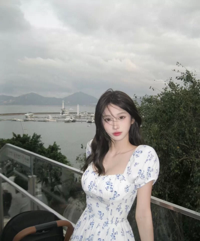 南京大胸妹刚下海_南京外围小姐