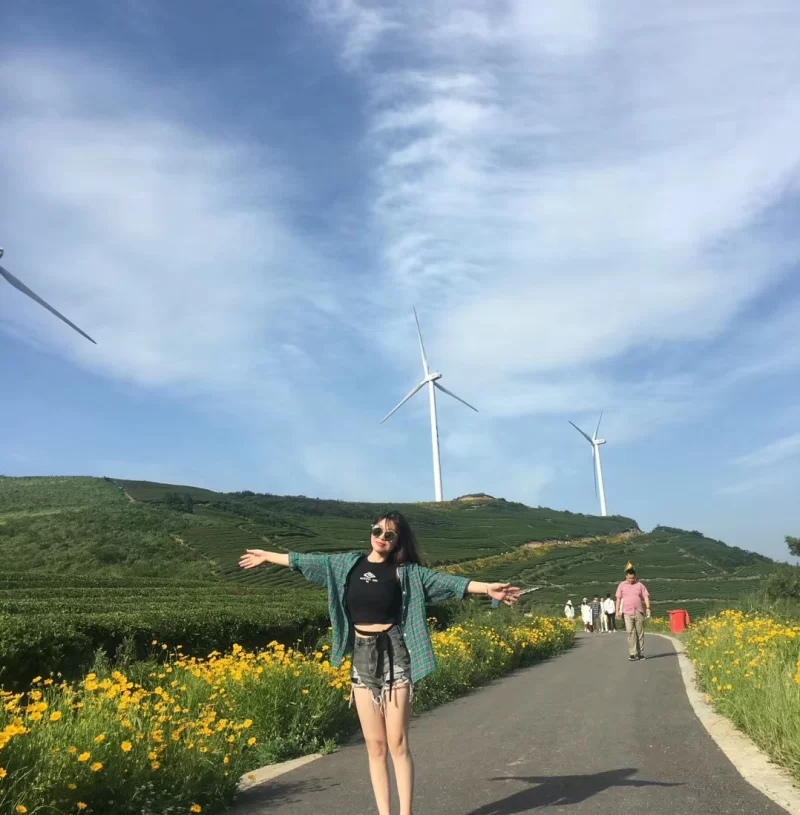 性格温柔的江苏小姐姐_南宁外围小姐