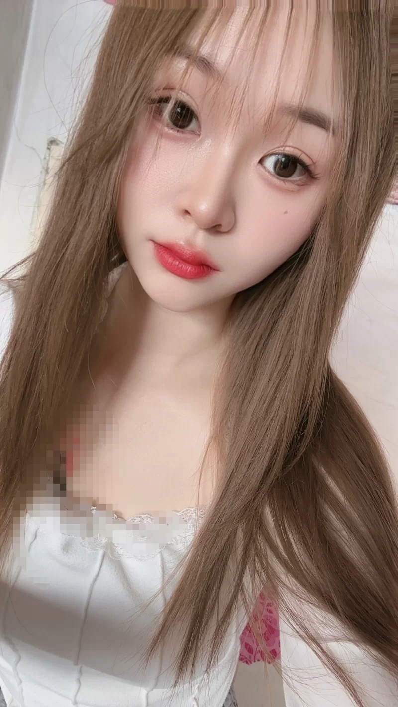 芍药居体验妙龄纯骚货，丝袜深喉真不错_朝阳外围小姐