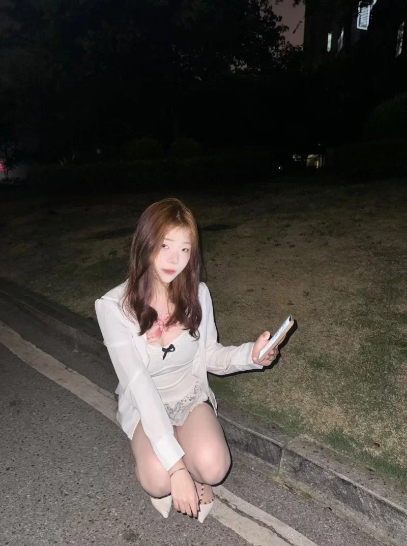 岳麓女大兼职_长沙外围小姐