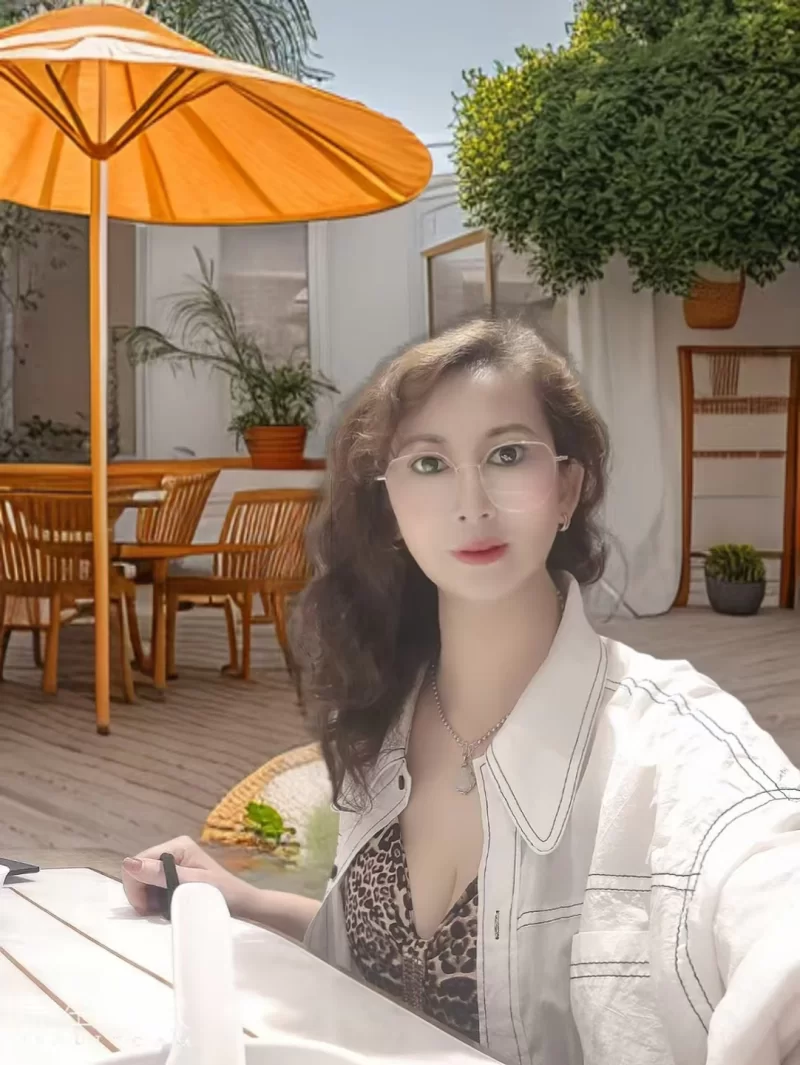 罗湖风骚少妇，性价比很高_深圳外围小姐