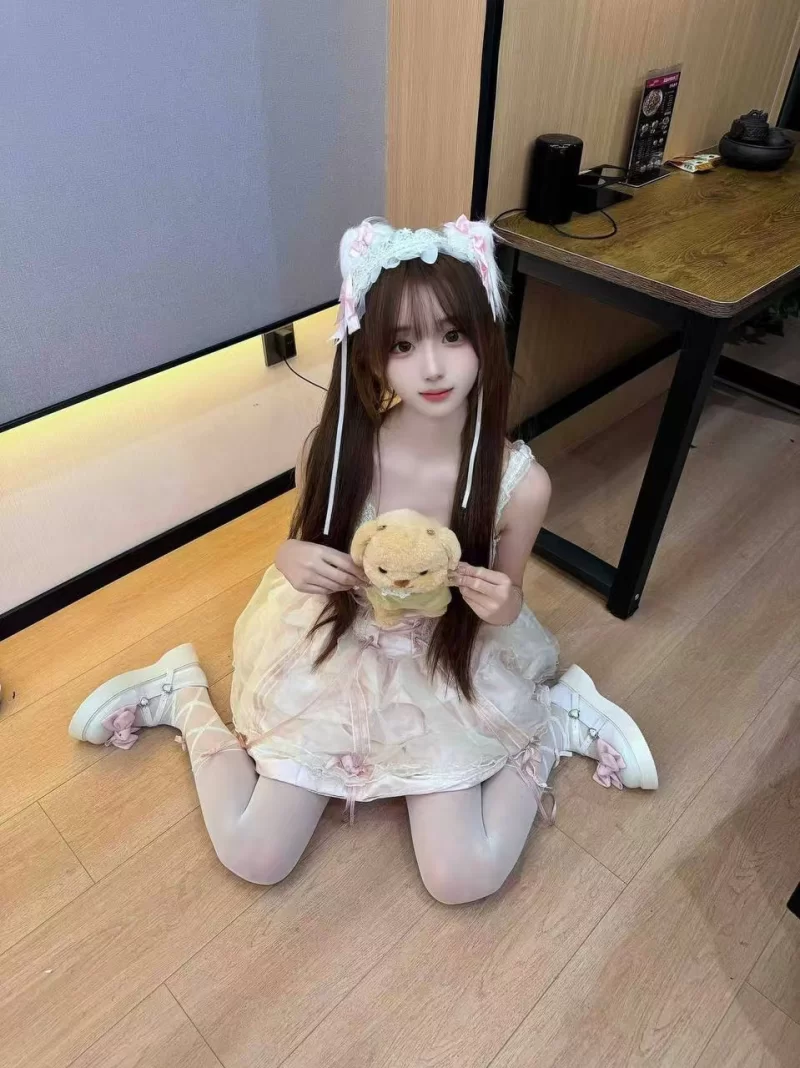 上海嫩模奶大活好_浦东外围小姐