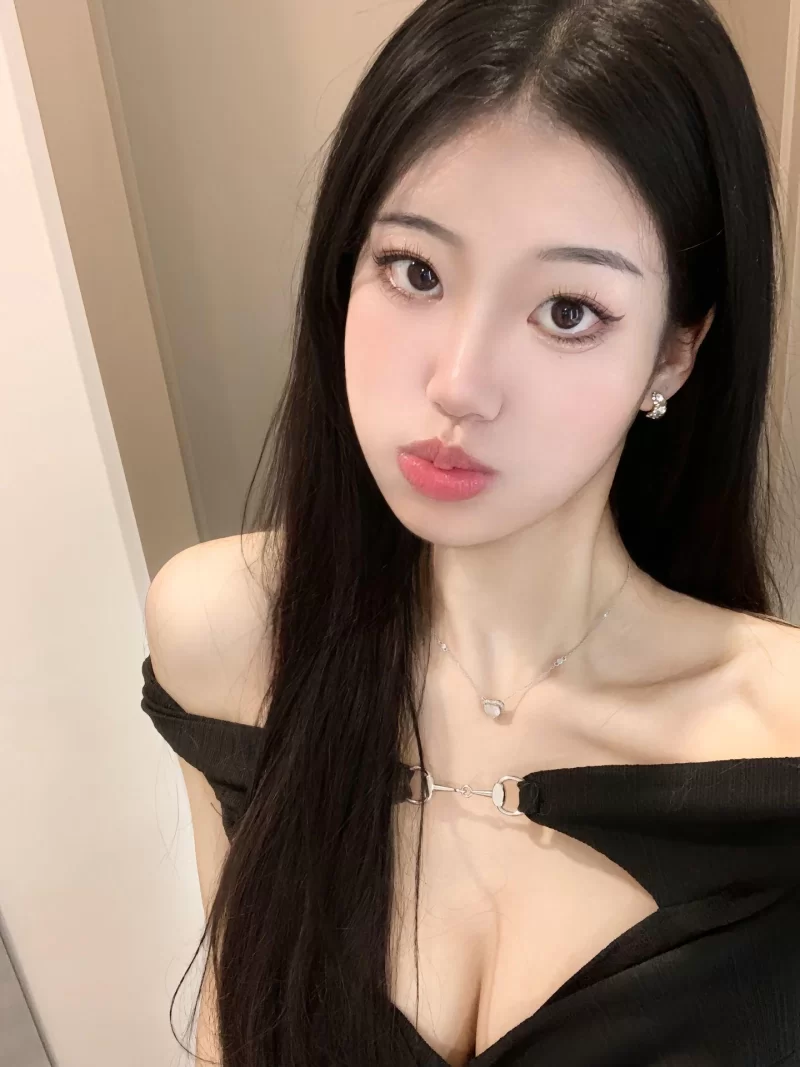 刚做不久漂亮兼职小妹_大连外围小姐