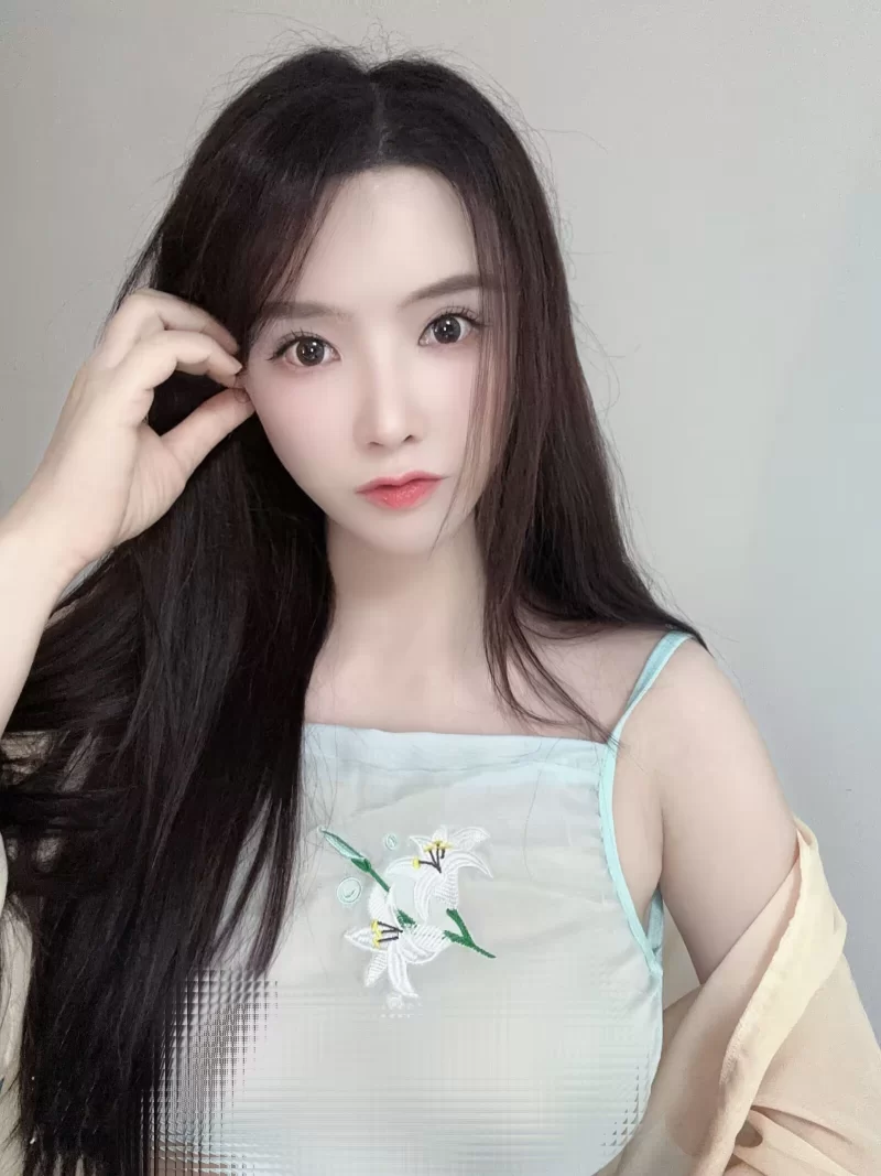 福州超爽大奶小美女_福州外围小姐