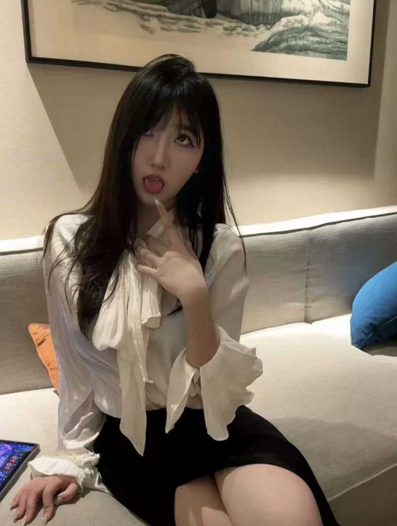 成都妩媚少妇_成都外围小姐