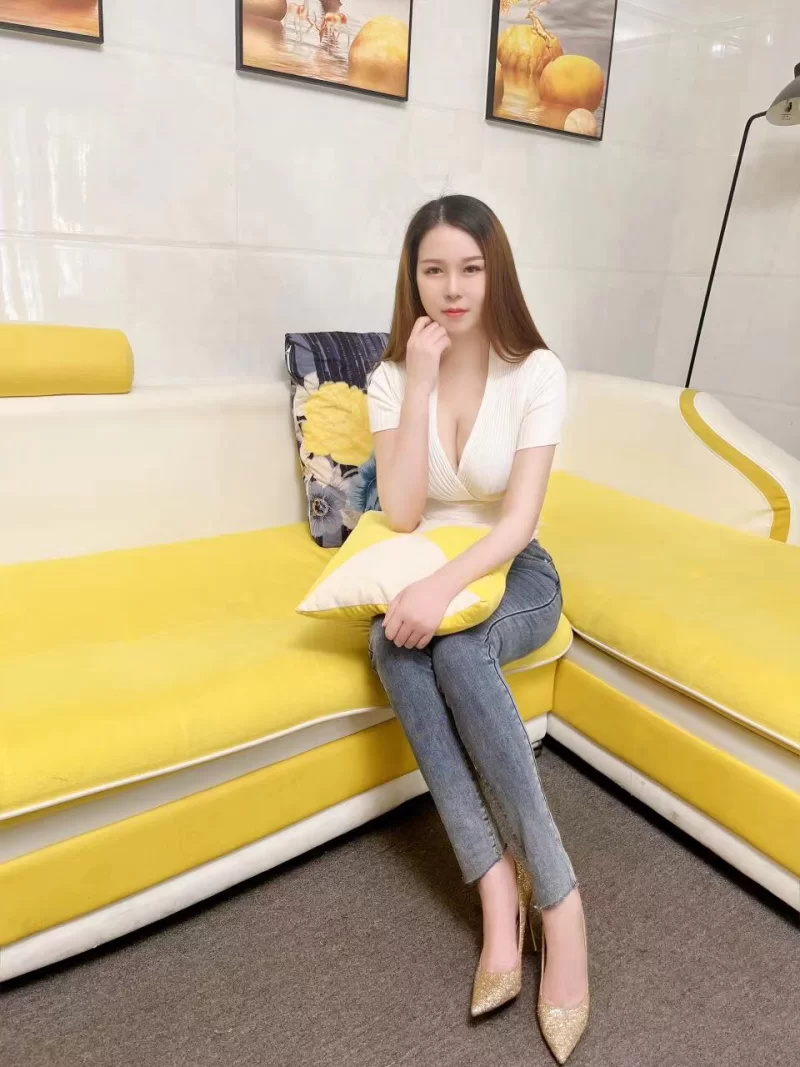 福田八卦岭琼儿_深圳外围小姐