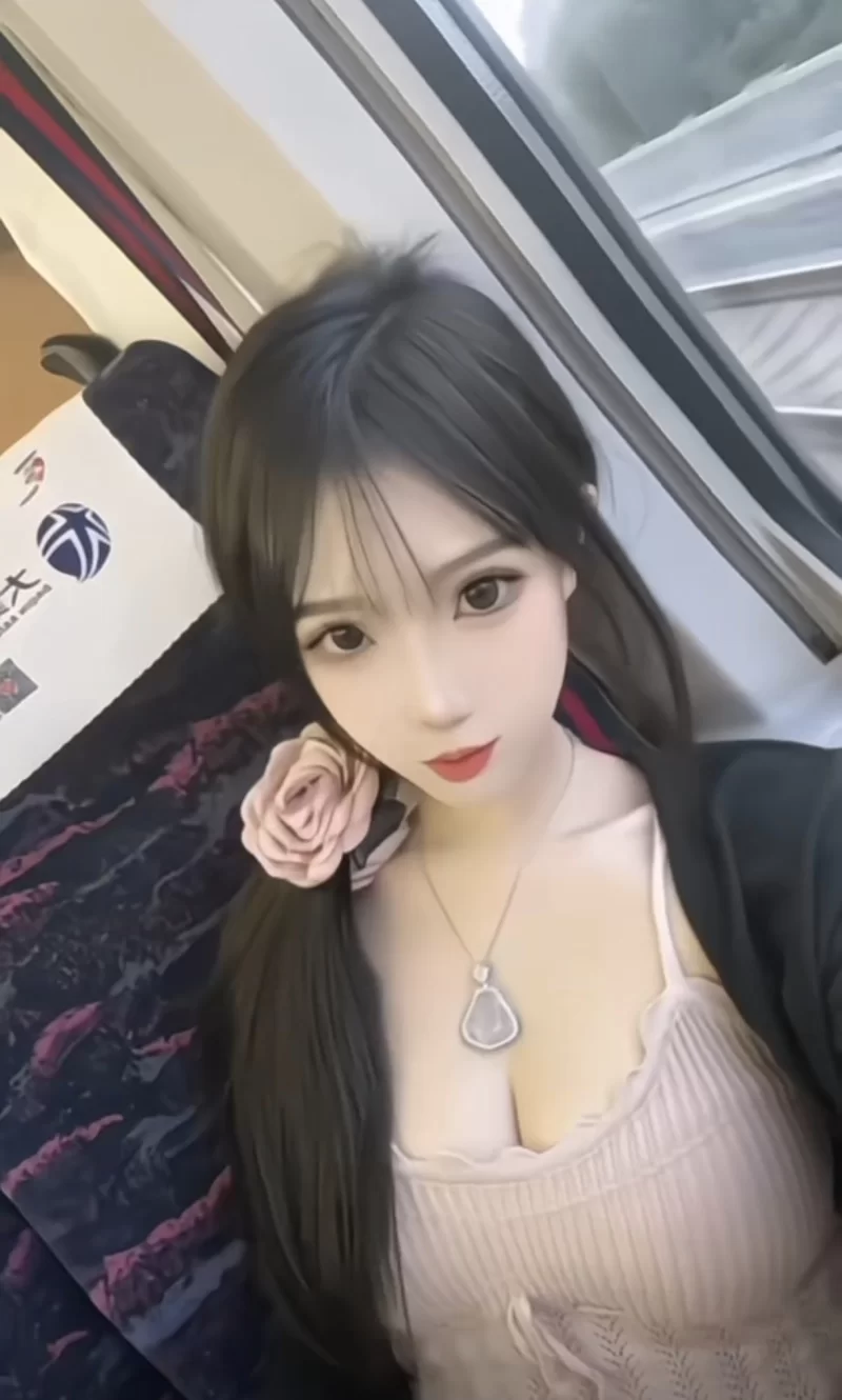 颜值较高小美女_石家庄外围小姐