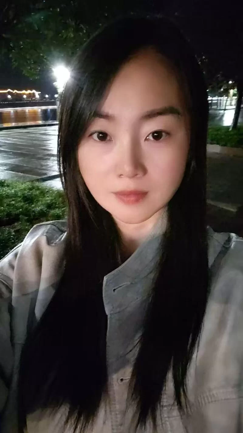 成都大屁股骚女_成都外围小姐