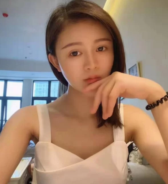 有想晚上约泡的没_成都外围小姐