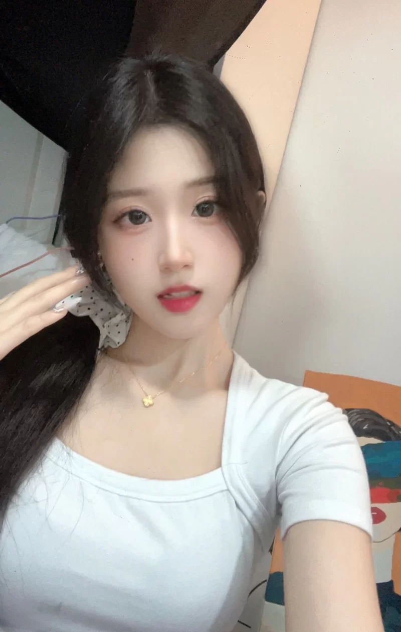 溧水22岁极品幼师带室_南京外围小姐