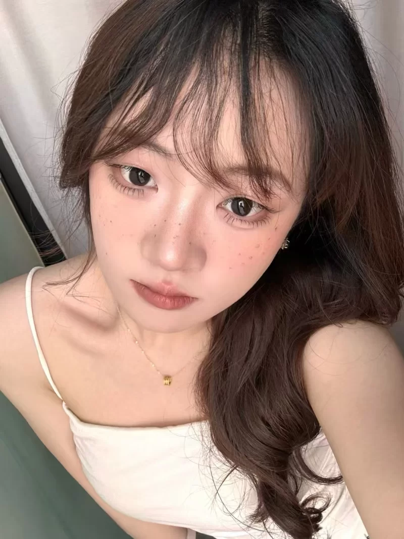 颜值还可以的小骚货_浦东外围小姐