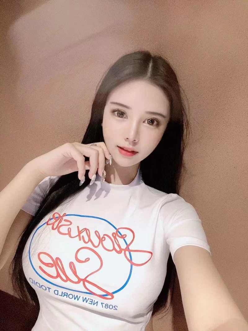 性感白嫩水多乖巧邻家妹妹兼职_太原外围小姐