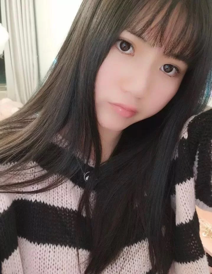 年轻美女，以前在场子待过，服务超好_嘉兴外围小姐