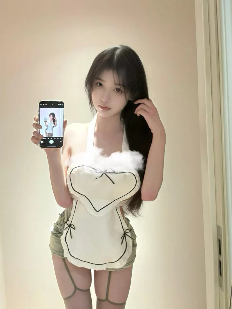 00后粉嫩学妹馒头逼敏感水多刚下海_成都外围小姐