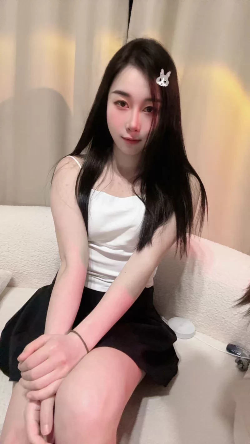 约白云00后小妹子_广州外围小姐