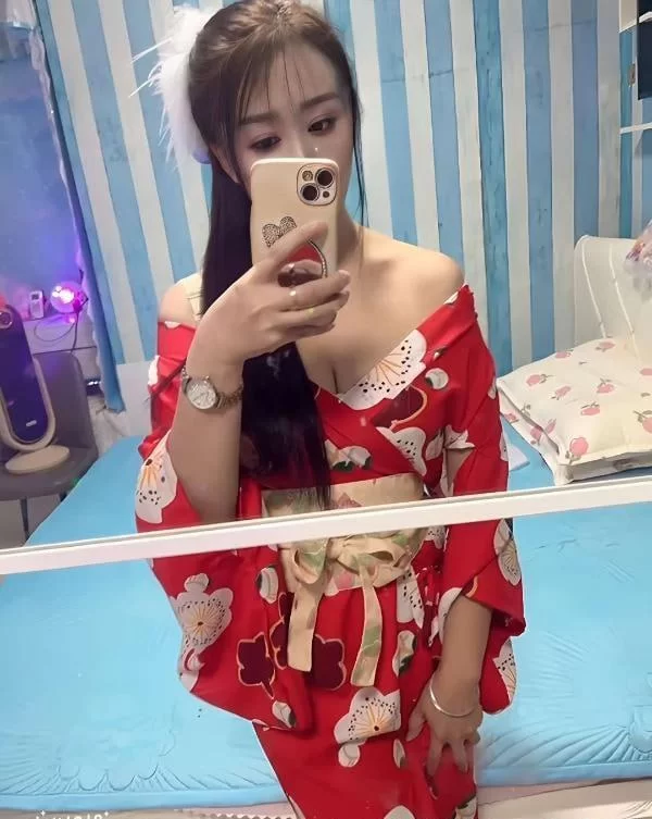 那个南站制服调教骚女_太原外围小姐