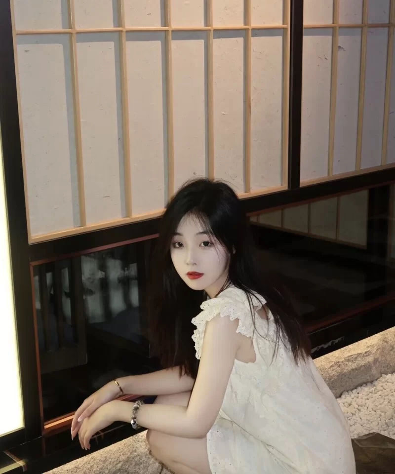 南京，很嫩，刚破处不久_南京外围小姐