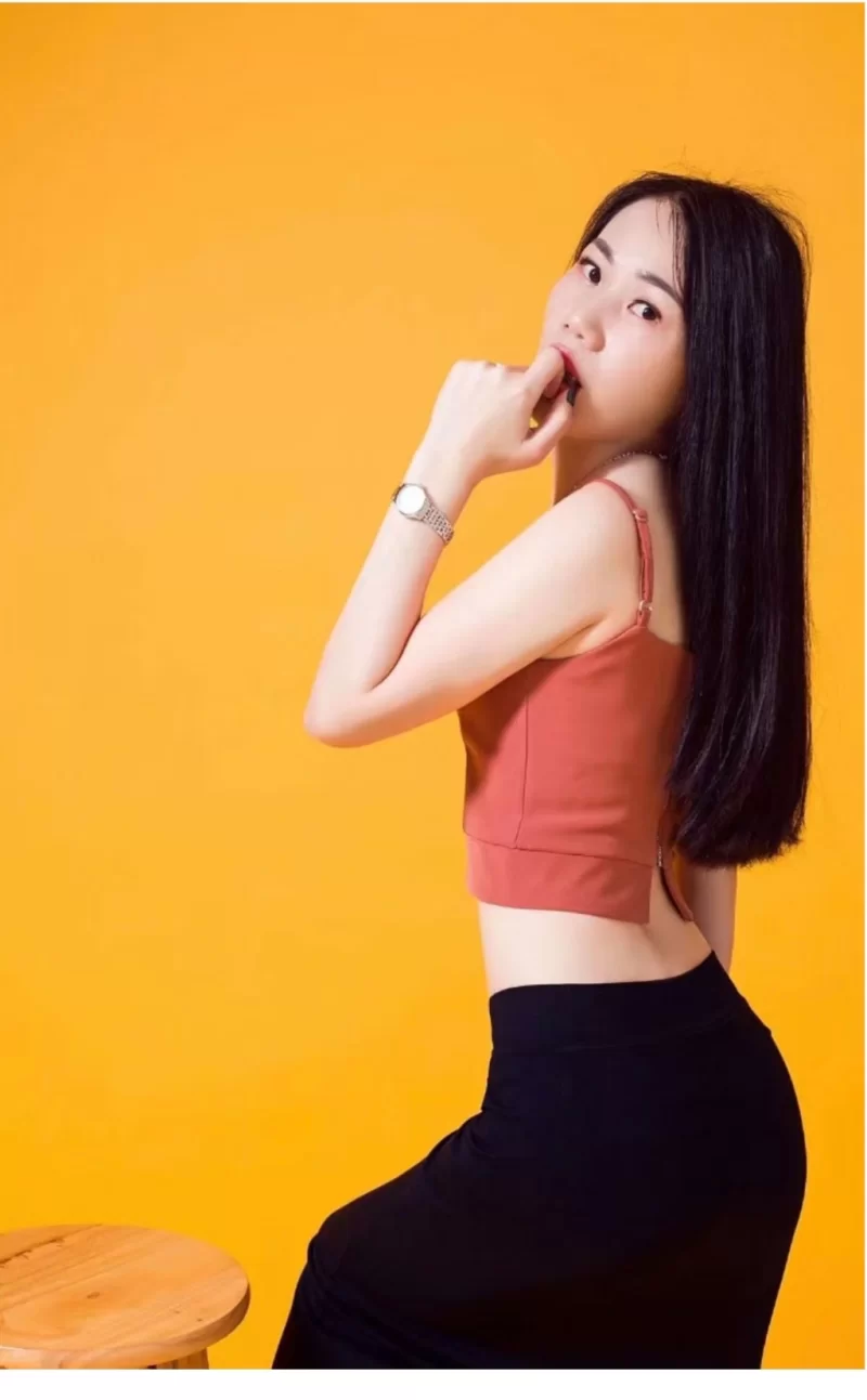 性价比风骚少妇_南京外围小姐