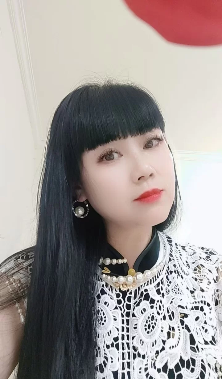 成都附近有约泡_成都外围小姐