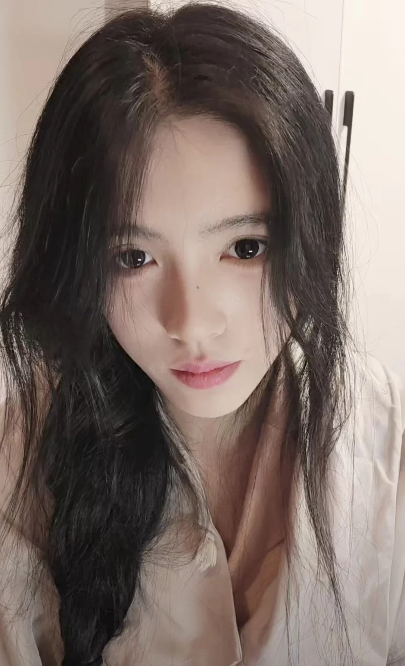 很有气质的兼职小妹妹_苏州外围小姐