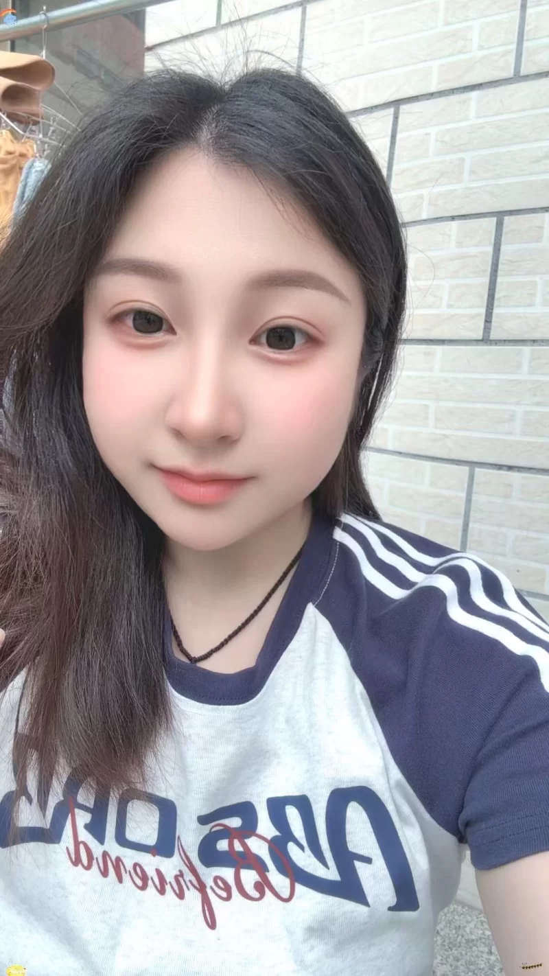 颜值不错的妹子_郑州外围小姐