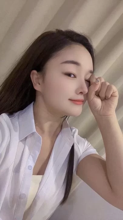 雨花甜美清纯小嫩妹_长沙外围小姐