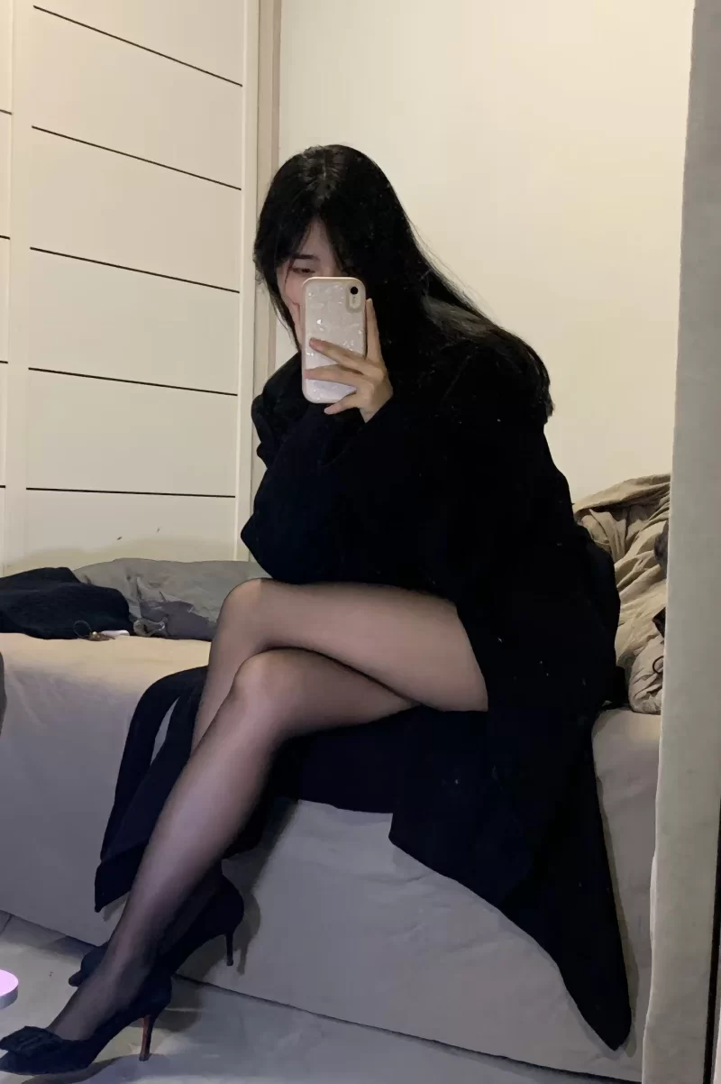 肤白身材好妹子_广州外围小姐