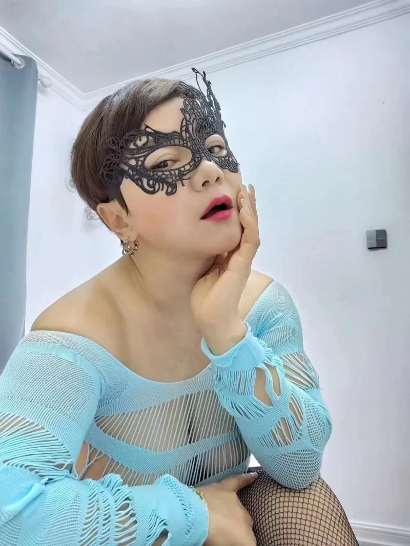 南京鼓楼骚妇_南京外围小姐