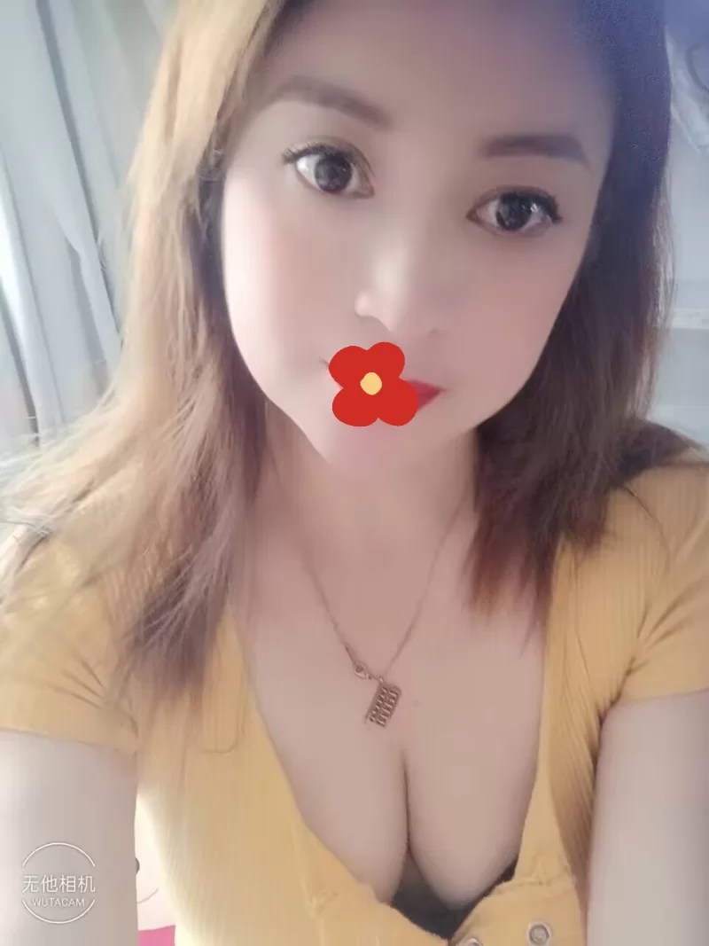 乳大肤白，离异多年可双飞的一对姐妹花_青岛外围小姐