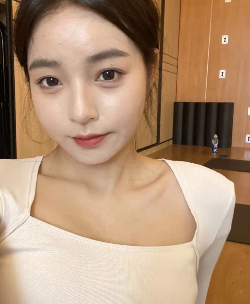 北京妹妹刚下海_朝阳外围小姐