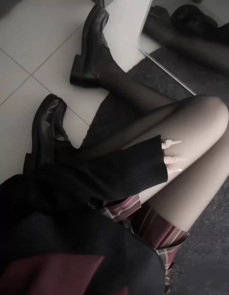 福田高端真实本人自聊兼职珂珂_深圳外围小姐