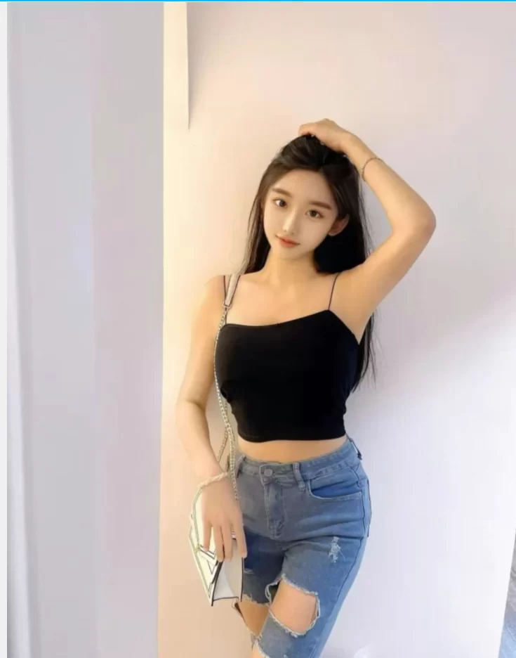 爆操04年白呼嫩妹，_宝山外围小姐