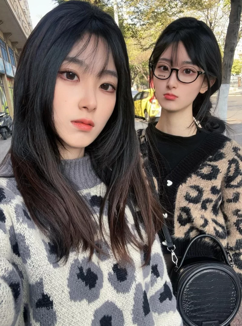 双胞胎姐妹兼职上学_温州外围小姐