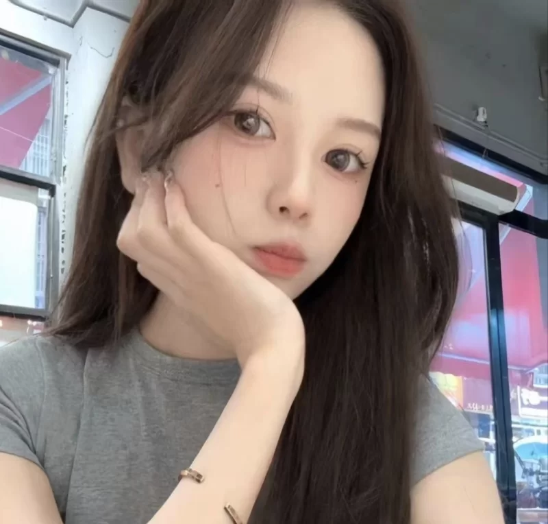 可甜可盐小姐姐_市区外围小姐