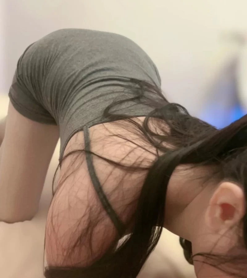 极品身材瑜伽老师鲍鱼粉嫩_包头外围小姐