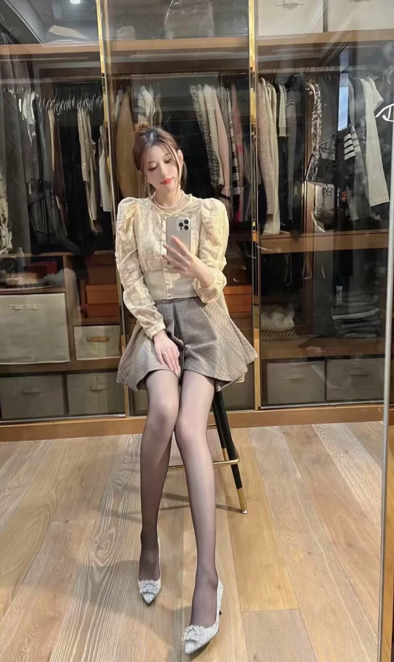 女装店卖衣服的欲女卖到床上去了_南宁外围小姐