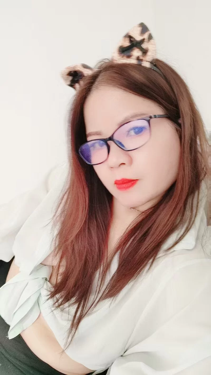 路劲中心眼镜熟女熟女_济南外围小姐