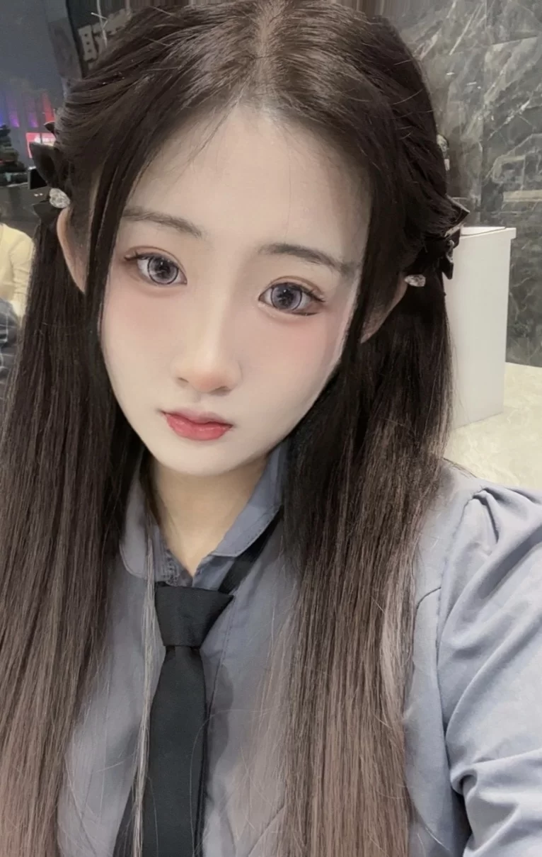 身材还不错的兼职女大学生_贵阳外围小姐