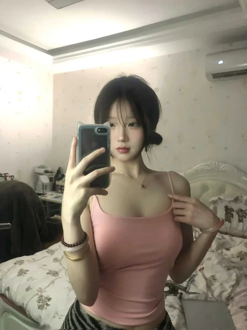 20岁新人初次开课（短期兼职）_广州外围小姐