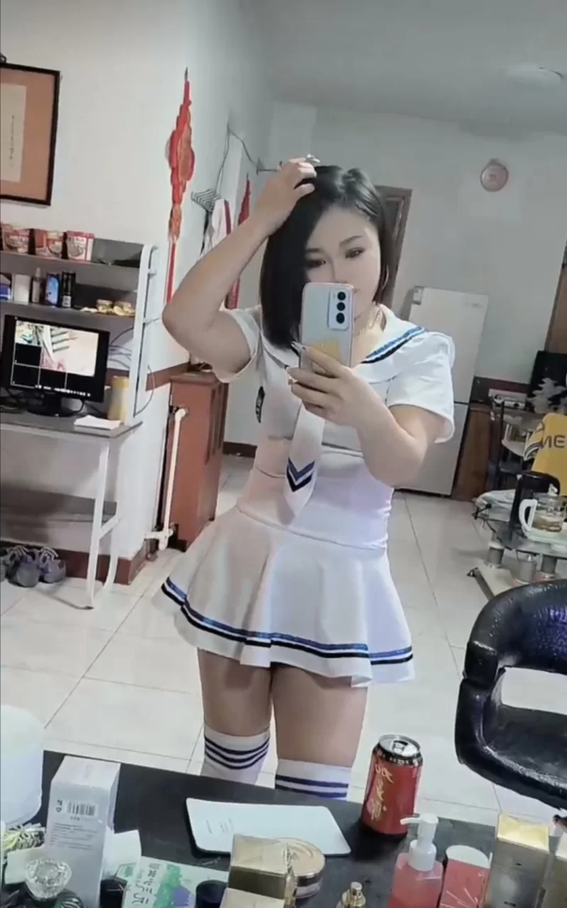 南站附近丰满骚妇_市区外围小姐