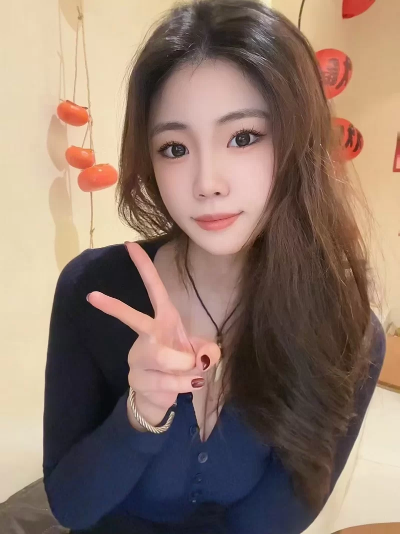 性感小美女_烟台外围小姐