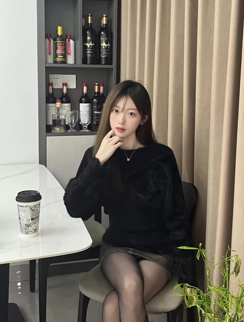 南山水嫩晚晚，蜂腰蜜臀后入水多多_深圳外围小姐